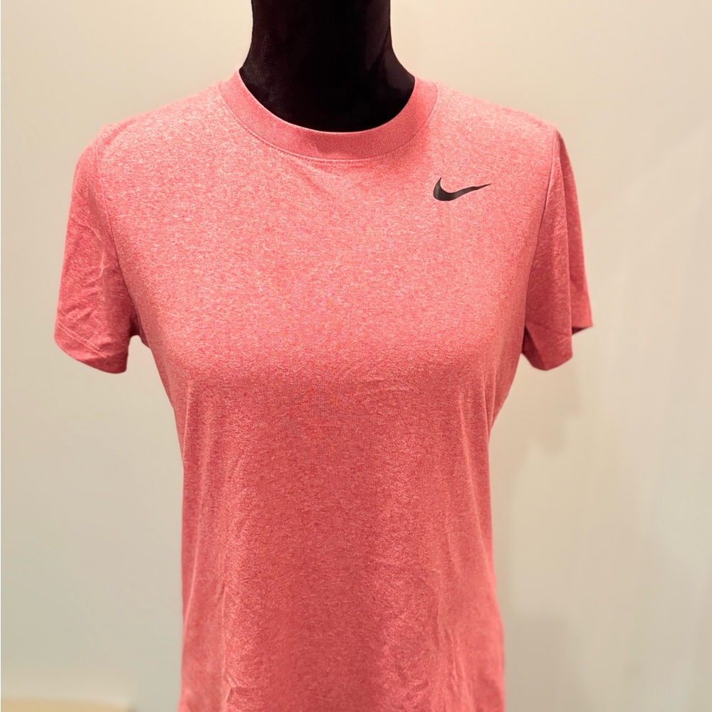 Nike Women's Heathered Pink Short Sleeve Tee